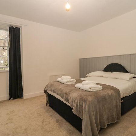 4 Priest Row Villa Wells Bagian luar foto