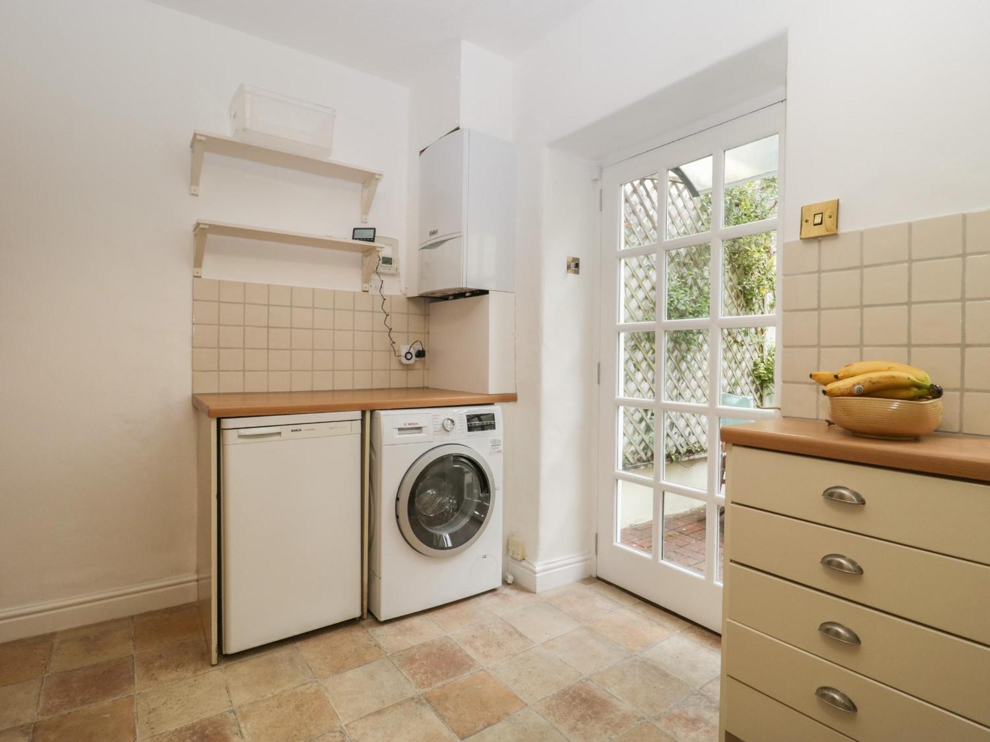 4 Priest Row Villa Wells Bagian luar foto