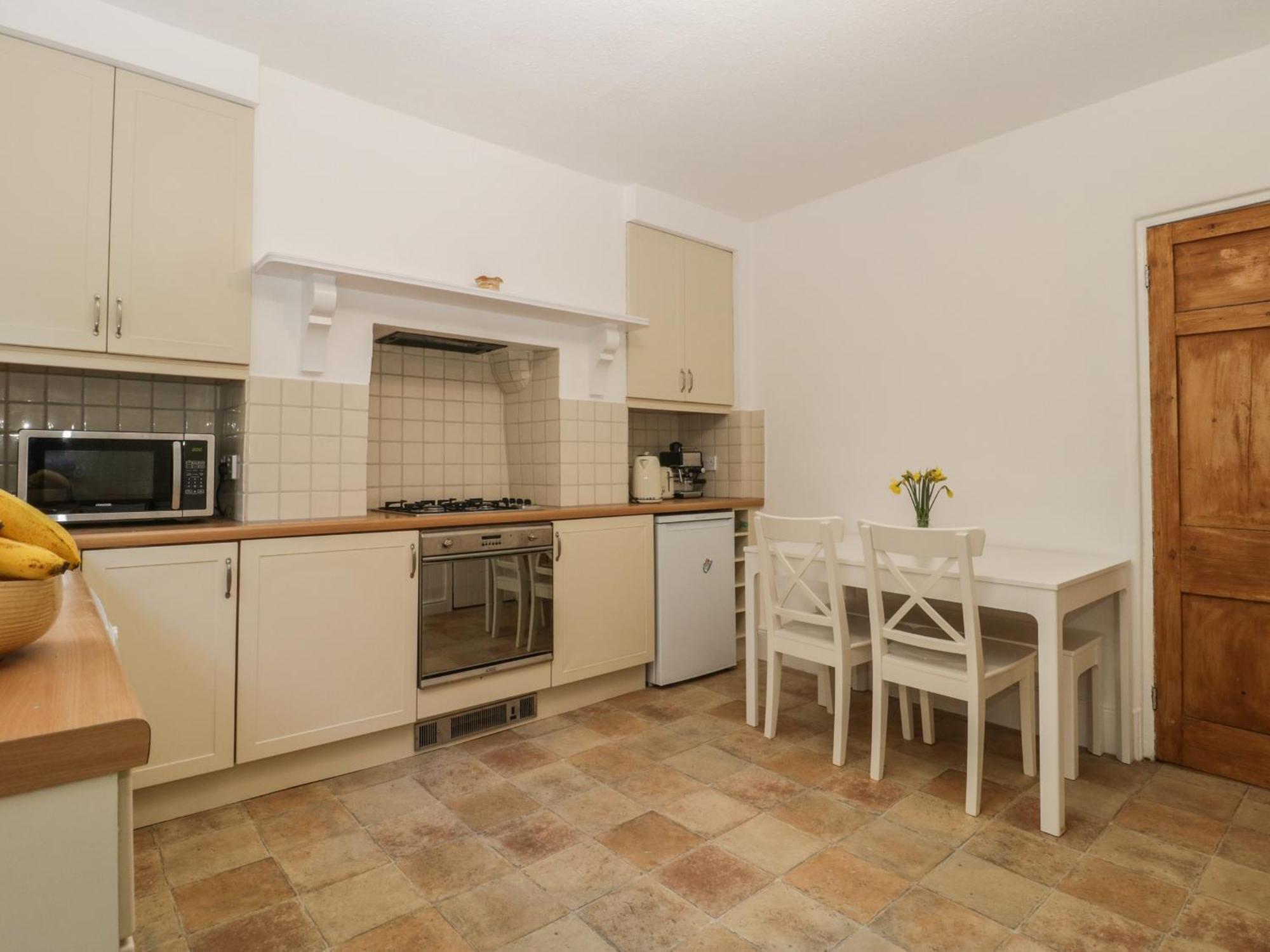 4 Priest Row Villa Wells Bagian luar foto